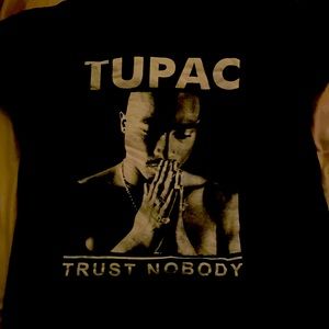 2pac shirt